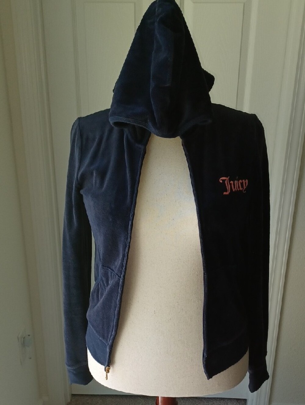 Juicy Couture Navy Velour Zip Hoodie with Pink Logo Large - Picture 2 of 12